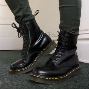 Doc Marten Original Lace Up Boots 1460 Smooth